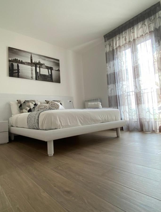 Residence Outlet Vivaldi Noventa di Piave Exterior foto